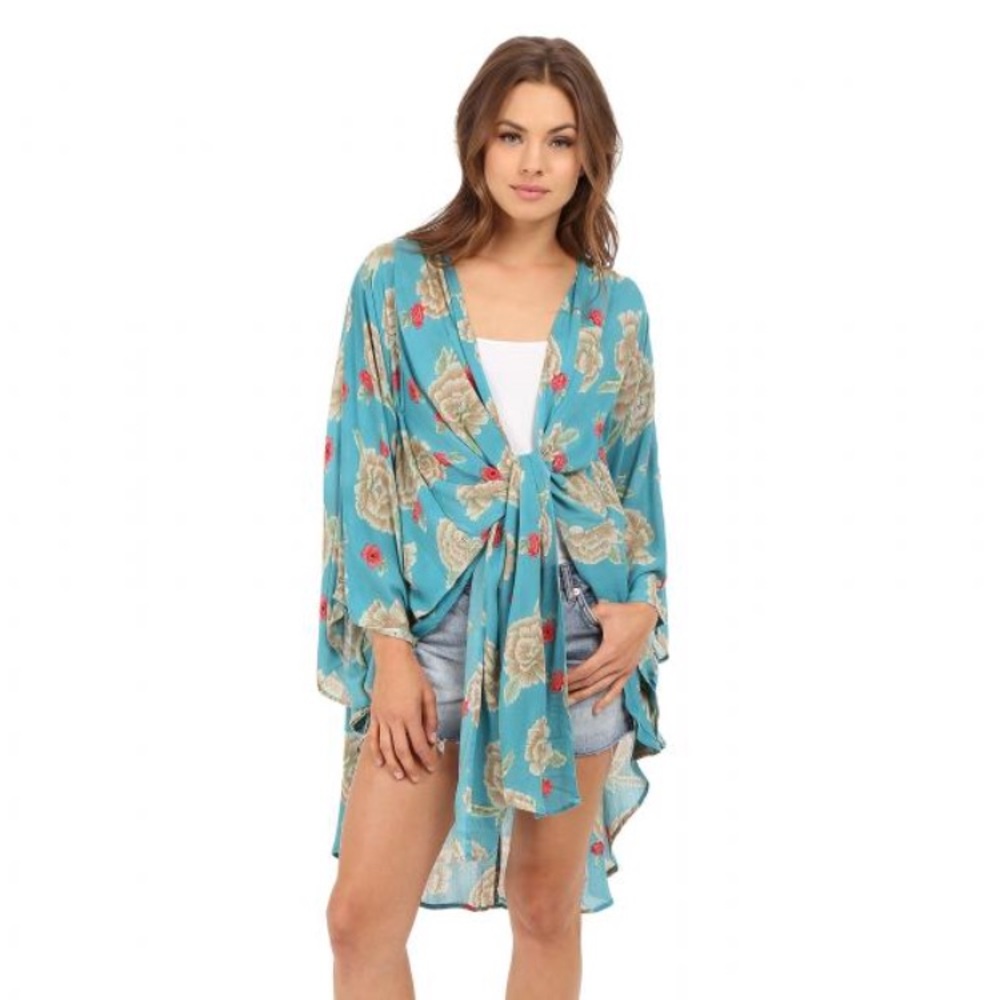 Amuse Society Floral Kimono